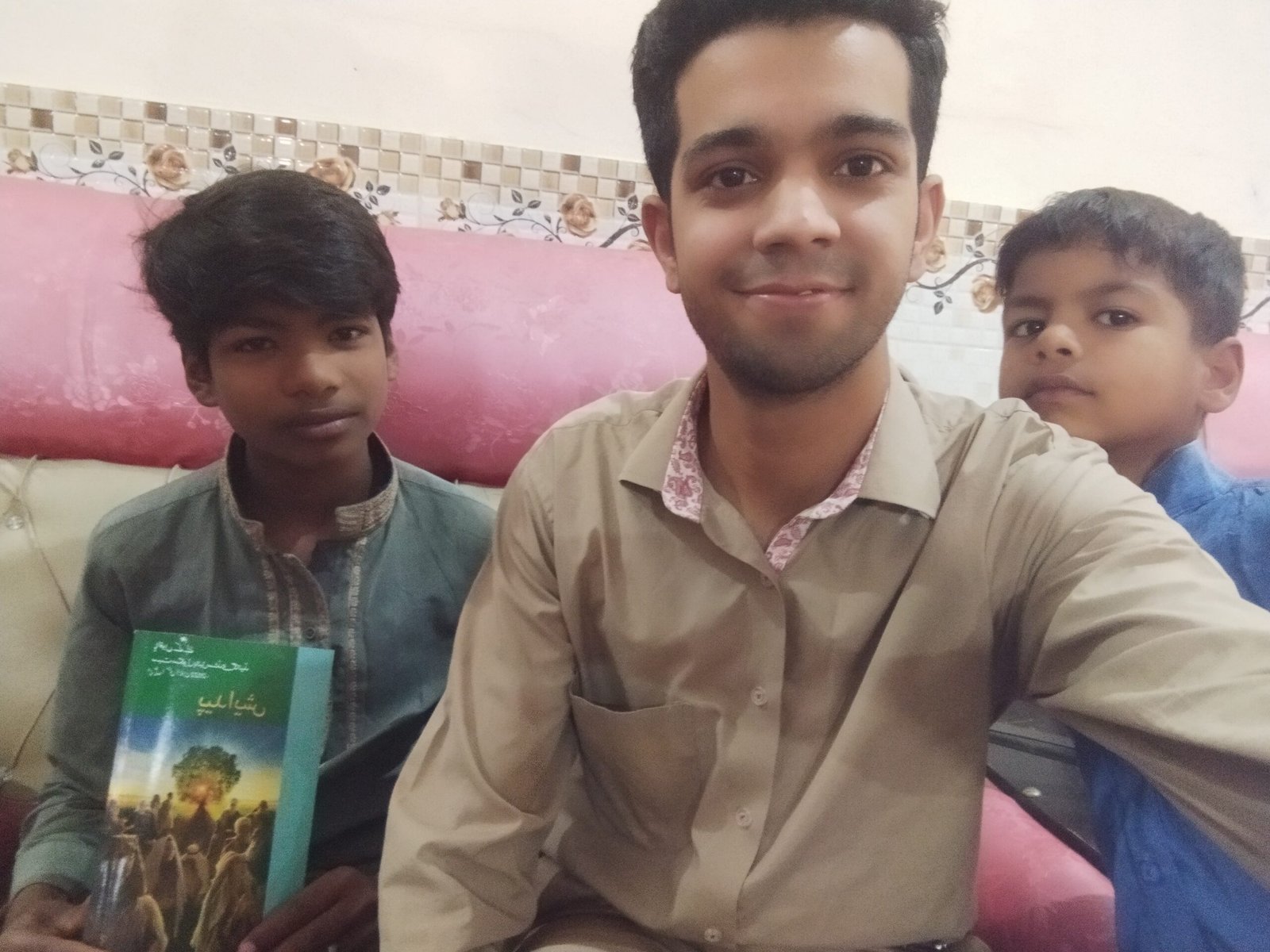 Selfie with boys and booklet